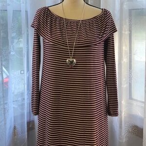 🎄Love fire  burgundy striped dress shoulder SZ M